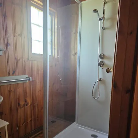 Les Petites De Chalé *